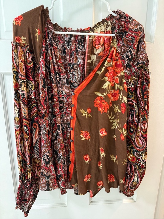 Free People Tops - Free People Size Medium Floral Brown Orange Cream Smocked Top
